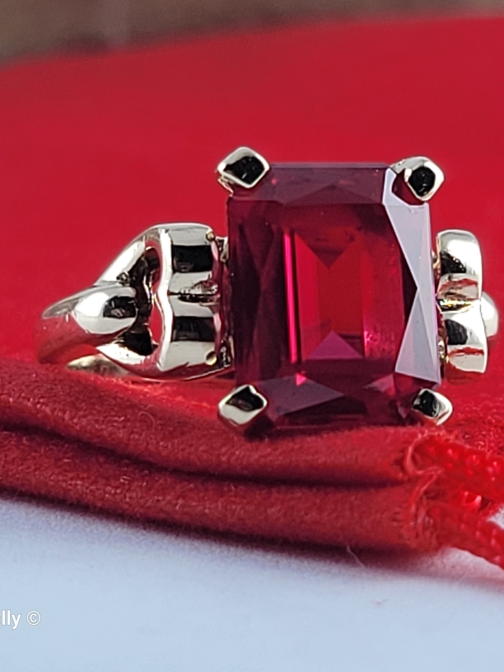 10K Yellow Gold Ruby Gemstone Ring Size 4.25 - Solid Gold! 👌🎁
